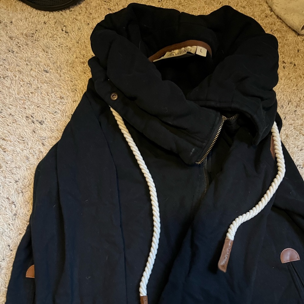 Wanakome large hoodie